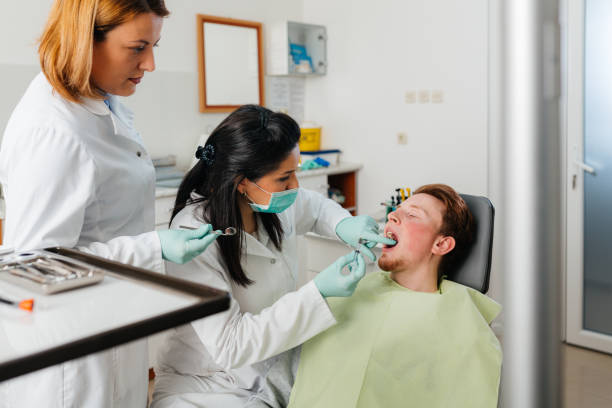 Best Dentist for Tooth Abscess  in Mauston, WI